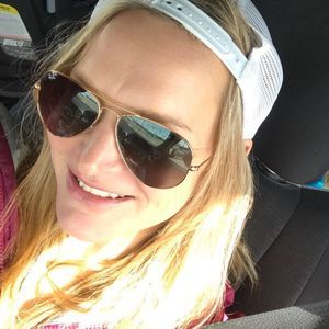 Meet your Posher, Stephani